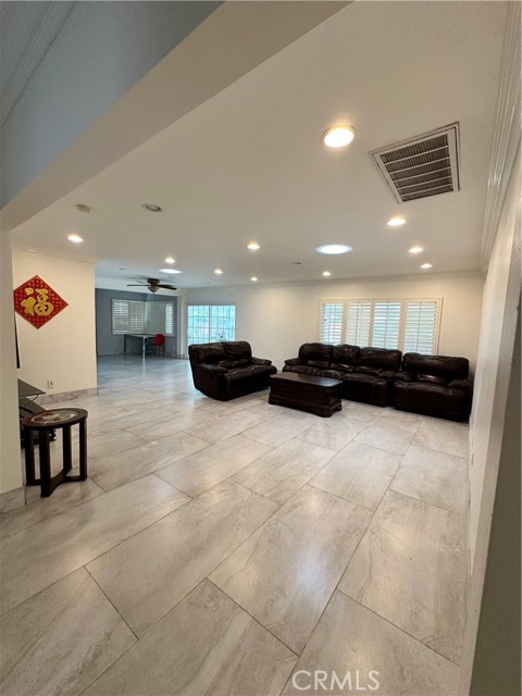 Detail Gallery Image 7 of 26 For 1233 S California, Monrovia,  CA 91016 - 2 Beds | 2 Baths