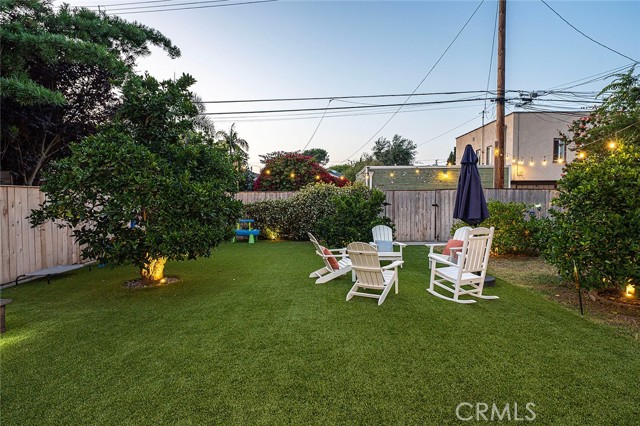 3033 E Vista, Long Beach CA: https://media.crmls.org/medias/09a0c075-5b04-4542-871a-acb2d6c3291a.jpg