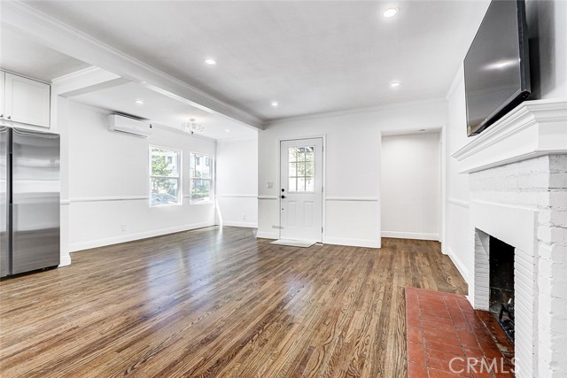 Detail Gallery Image 35 of 38 For 3010 Laurel Ave, Manhattan Beach,  CA 90266 - 4 Beds | 2 Baths