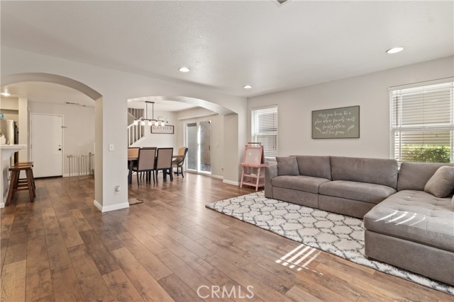 Detail Gallery Image 5 of 28 For 2614 Bellevue, Palmdale,  CA 93550 - 3 Beds | 3 Baths