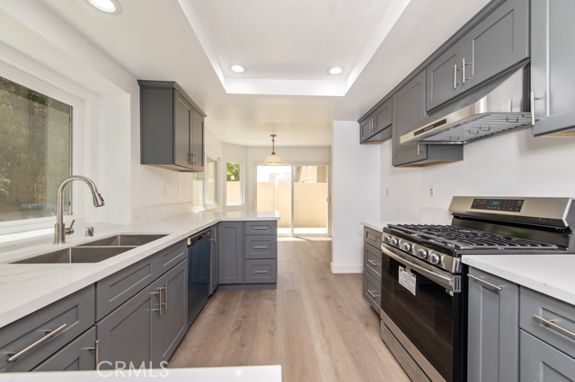 Detail Gallery Image 1 of 16 For 3314 Braemar Ln, Corona,  CA 92882 - 4 Beds | 2/1 Baths