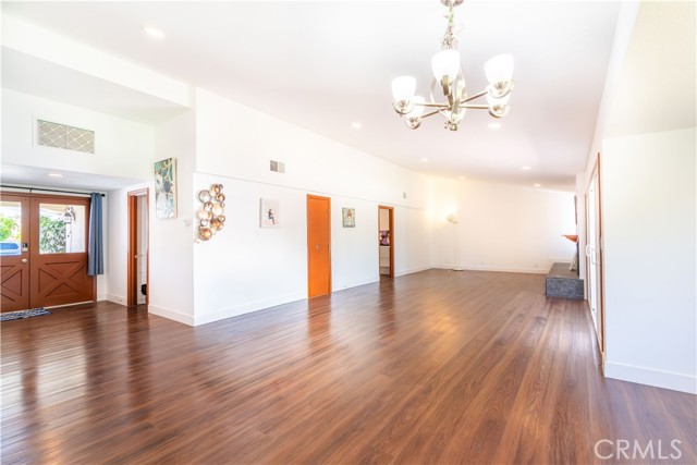 Detail Gallery Image 7 of 63 For 1229 Coventry Dr, Thousand Oaks,  CA 91360 - 4 Beds | 4 Baths