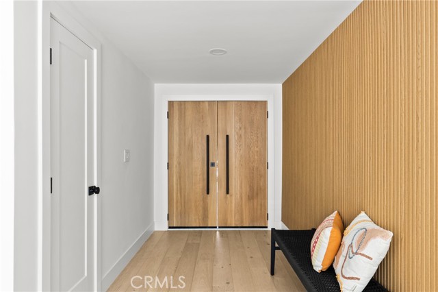 6009 Neddy Avenue, Woodland Hills CA: https://media.crmls.org/medias/09a350f3-4030-4263-9d5a-6c3a6f40f83a.jpg