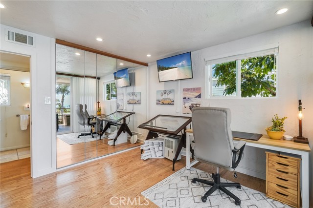Detail Gallery Image 30 of 33 For 1080 Noria St, Laguna Beach,  CA 92651 - 3 Beds | 2 Baths