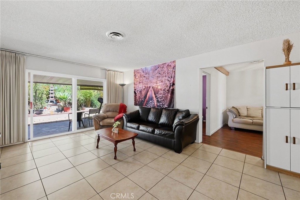 1496 El Norte Parkway - photo 6