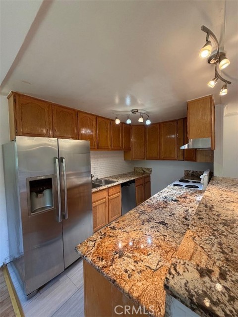 5403 Newcastle, 8 photo 10