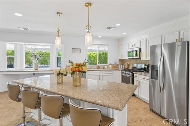 2230 N Volturno Road, Palm Springs CA: https://media.crmls.org/medias/09a63756-6181-4fd2-ab8b-4afbdfcb7dff.jpg