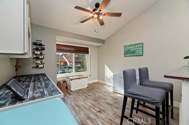 Detail Gallery Image 18 of 34 For 1921 Lynwood, Corona,  CA 92881 - 3 Beds | 2 Baths