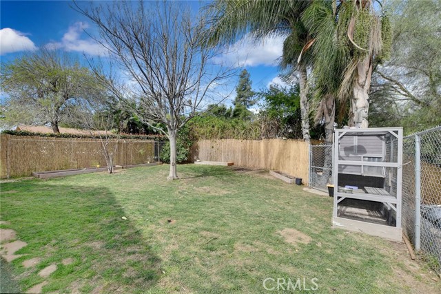 Detail Gallery Image 38 of 43 For 5970 Avenue Juan Bautista, Jurupa Valley,  CA 92509 - 4 Beds | 2 Baths