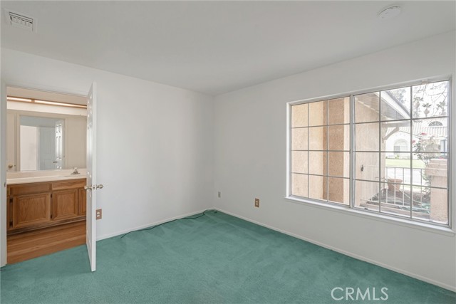 29608 Bright Spot Road, Highland CA: https://media.crmls.org/medias/09a861dd-e98d-4053-bc9c-d4c67493b9ed.jpg