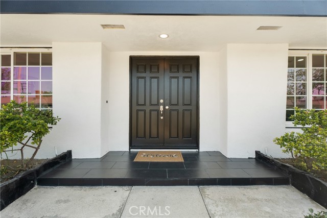 634 Pinehurst Avenue, Placentia CA: https://media.crmls.org/medias/09a87634-85f1-45bc-b36d-6a95c1cbf881.jpg