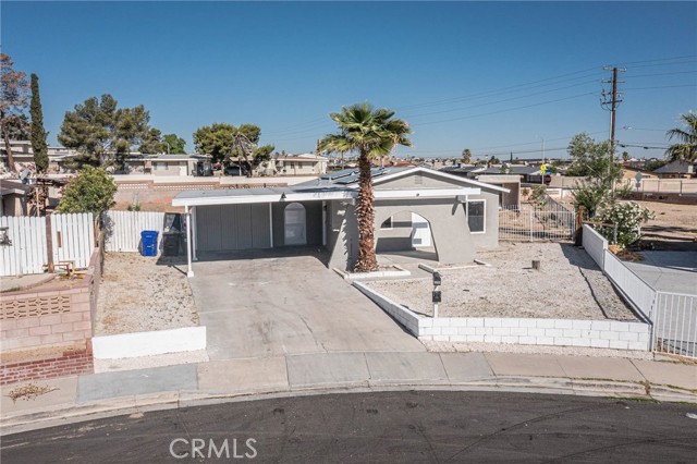 2008 Sequoia Drive, Barstow CA: https://media.crmls.org/medias/09a8a416-91ba-4076-a236-79e837366942.jpg