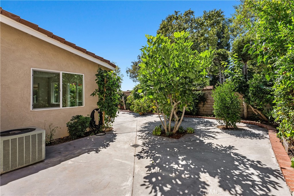 09a8f66e B0e8 4c1a 9449 F6d122ef03ea