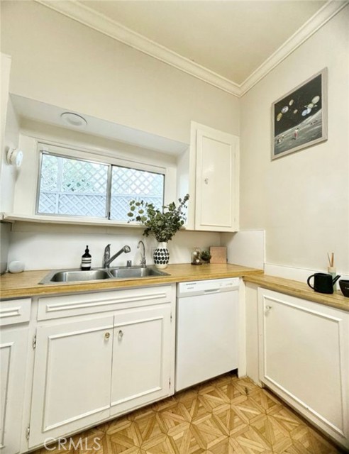 Detail Gallery Image 3 of 14 For 8956 Norma, West Hollywood,  CA 90069 - 1 Beds | 1 Baths