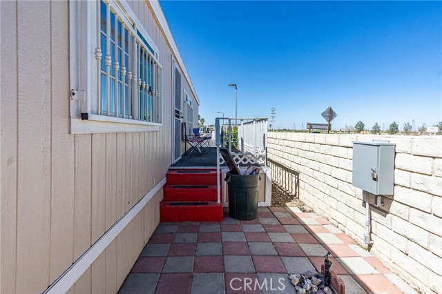 Detail Gallery Image 43 of 55 For 14411 Palmdale Rd #64,  Victorville,  CA 92392 - 3 Beds | 2 Baths