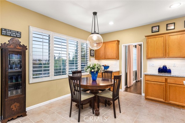 Detail Gallery Image 13 of 75 For 13939 Guidera Dr, Rancho Cucamonga,  CA 91739 - 5 Beds | 3/1 Baths