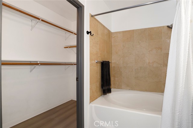 488 E Ocean Boulevard, Long Beach CA: https://media.crmls.org/medias/09ac6b5b-a807-4847-aaaa-63d1bde61868.jpg