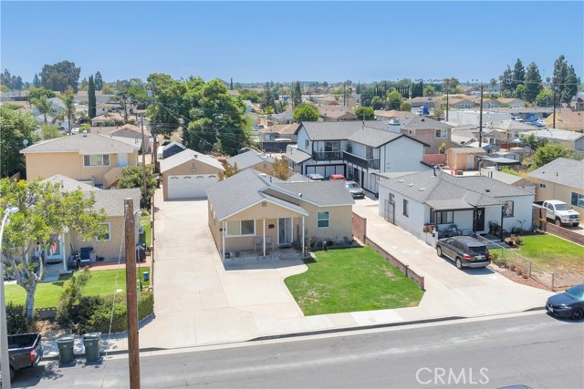 Detail Gallery Image 3 of 53 For 5572 Saint Ann Ave, Cypress,  CA 90630 - 5 Beds | 2 Baths