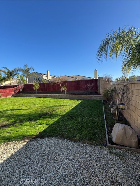 29101 Springshores Drive, Menifee CA: https://media.crmls.org/medias/09adadcd-6c4a-4bda-ad44-a8be497be32d.jpg