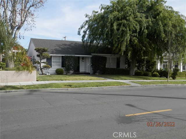 364 Ximeno Ave, Long Beach, CA 90814