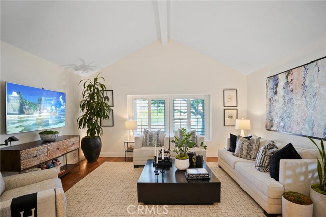 Detail Gallery Image 8 of 75 For 6617 Oak Forest Dr, Oak Park,  CA 91377 - 3 Beds | 2/1 Baths