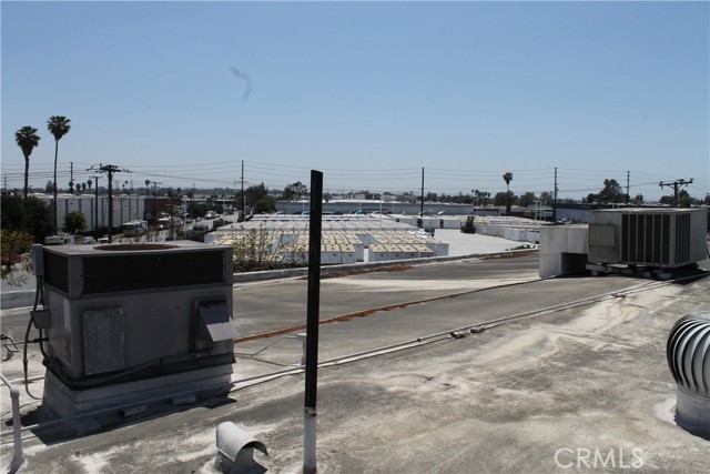 Image 50 of 62 For 18737 Reyes Avenue