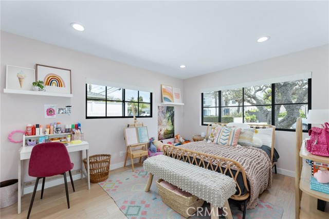 Detail Gallery Image 32 of 59 For 1707 10th St, Manhattan Beach,  CA 90266 - 4 Beds | 2/2 Baths