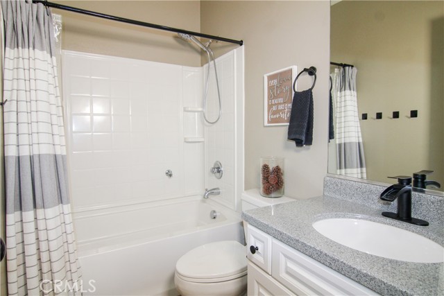 Detail Gallery Image 11 of 22 For 4098 S Emory Ln Unit #9, Ontario,  CA 91761 - 2 Beds | 2 Baths
