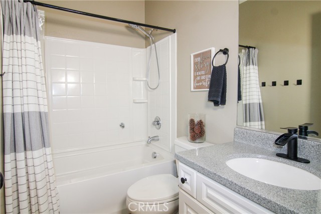 Detail Gallery Image 11 of 22 For 4098 S Emory Ln Unit #9, Ontario,  CA 91761 - 2 Beds | 2 Baths