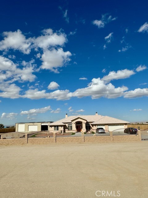 Detail Gallery Image 12 of 18 For 11830 Joshua Dell Rd, Victorville,  CA 92371 - 3 Beds | 2 Baths