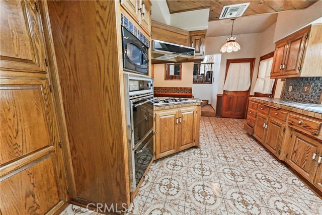 Detail Gallery Image 10 of 19 For 42060 Parkmont Dr, Quartz Hill,  CA 93536 - 4 Beds | 3 Baths