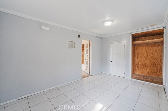 22428 Neptune Avenue, Carson CA: https://media.crmls.org/medias/09b2206b-359c-4fda-99c2-a2d0b55341f0.jpg