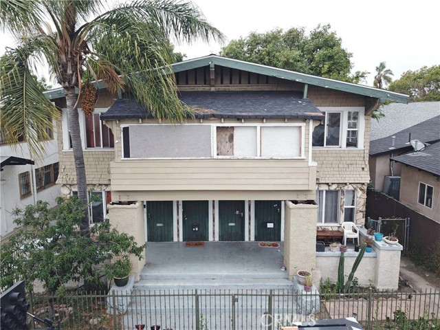 1467 W Vernon
