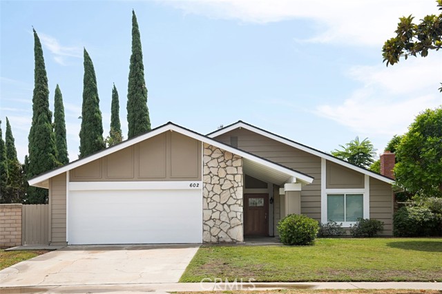 Detail Gallery Image 20 of 20 For 602 Carnation Dr, Placentia,  CA 92870 - 4 Beds | 2 Baths
