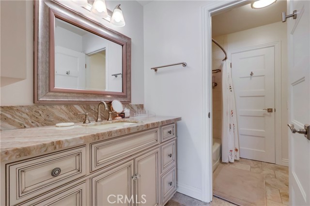 Detail Gallery Image 40 of 73 For 609 Meyer Ln #11,  Redondo Beach,  CA 90278 - 2 Beds | 1/1 Baths