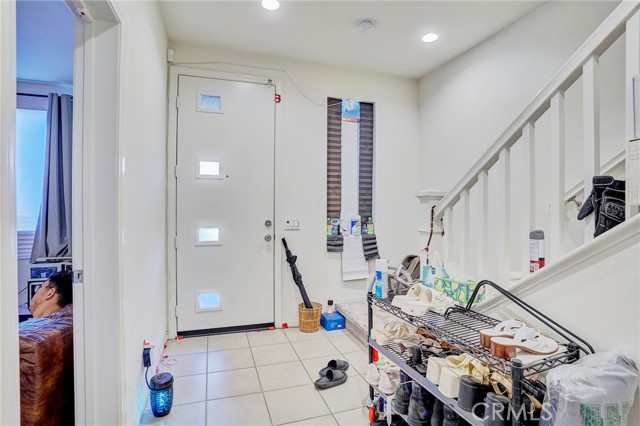 Detail Gallery Image 6 of 49 For 314 N Standard, Santa Ana,  CA 92701 - 4 Beds | 3/1 Baths