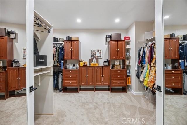 450 S Estate Drive, Orange CA: https://media.crmls.org/medias/09b2e38b-e6d5-42c8-b1df-2ebd6ad138a2.jpg