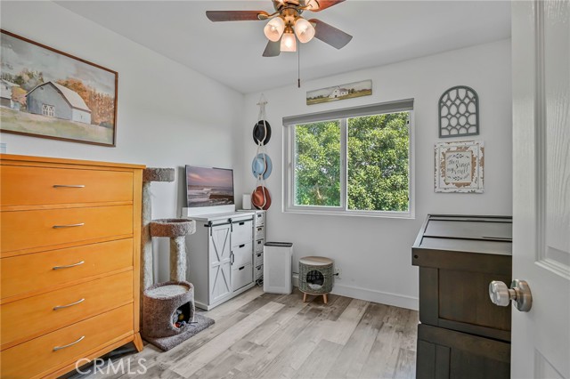 1324 Darwin Drive, Oceanside CA: https://media.crmls.org/medias/09b35544-e30d-4c96-a0f7-b6b8ccaa98b4.jpg