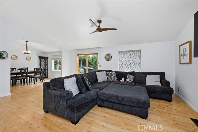 Detail Gallery Image 6 of 22 For 10313 Walnut Way, Kelseyville,  CA 95451 - 2 Beds | 2 Baths