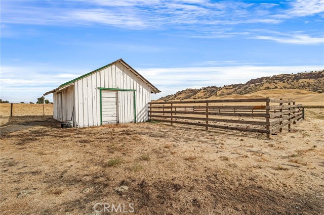 Detail Gallery Image 44 of 72 For 4100 County Road 306, Orland,  CA 95963 - 4 Beds | 2/1 Baths