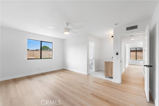 42346 W 47th W Street, Lancaster CA: https://media.crmls.org/medias/09b551d5-85a8-4851-8e2a-670c02841685.jpg
