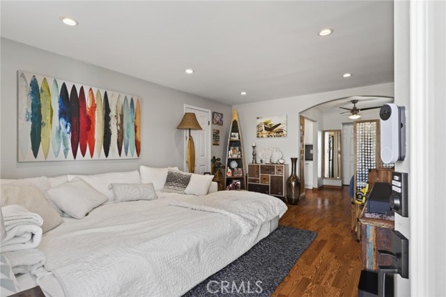 Detail Gallery Image 59 of 75 For 28 10th Ct (9th St Walkstreet), Hermosa Beach,  CA 90254 - 4 Beds | 3/2 Baths