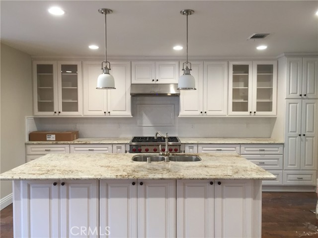 5310 La Forest Drive, La Canada Flintridge CA: https://media.crmls.org/medias/09b7ca68-530c-43f4-96ca-7891b40fdc05.jpg