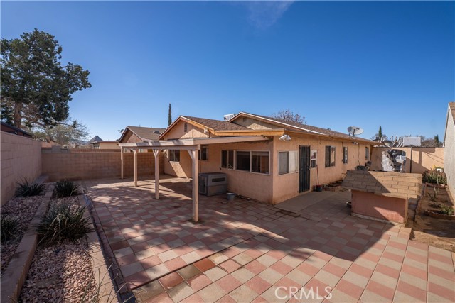 Detail Gallery Image 7 of 25 For 3116 E Ave Q14, Palmdale,  CA 93550 - 2 Beds | 2 Baths