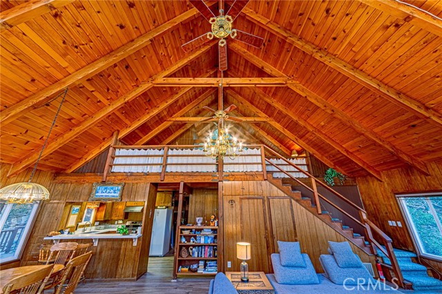 Detail Gallery Image 5 of 51 For 5522 Acorn, Wrightwood,  CA 92397 - 1 Beds | 1/1 Baths