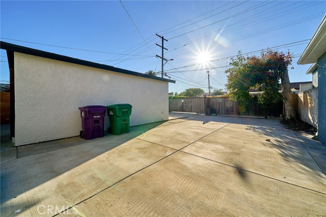 Detail Gallery Image 26 of 29 For 5641 Linden Ave, Long Beach,  CA 90805 - 3 Beds | 2 Baths