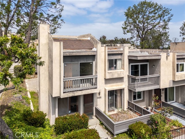 Detail Gallery Image 6 of 37 For 1828 Rainbow Terrace Ln, Montebello,  CA 90640 - 3 Beds | 1/1 Baths