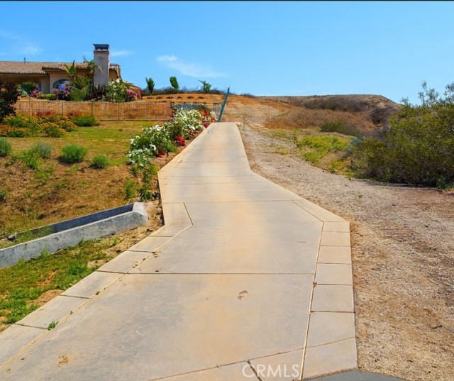 Detail Gallery Image 7 of 9 For 338 Eternal Way, Riverside,  CA 92506 - – Beds | – Baths