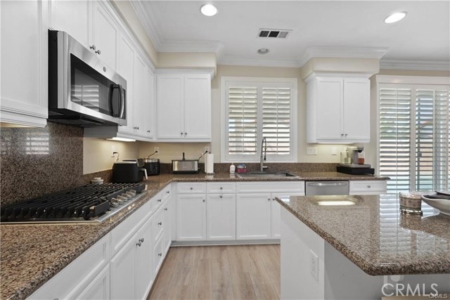Image 18 of 40 For 29851 Fox Creek Drive