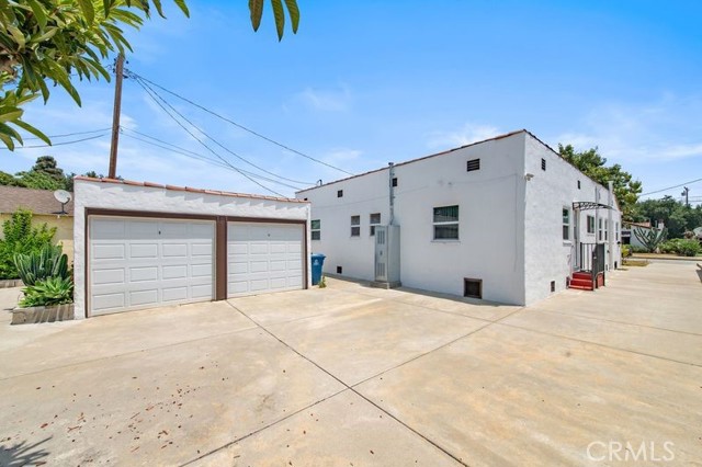 329 N Bushnell Avenue, Alhambra CA: https://media.crmls.org/medias/09beed87-3b25-45df-a953-22399a832b94.jpg